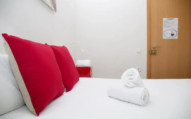 Hotel Mora Rooms