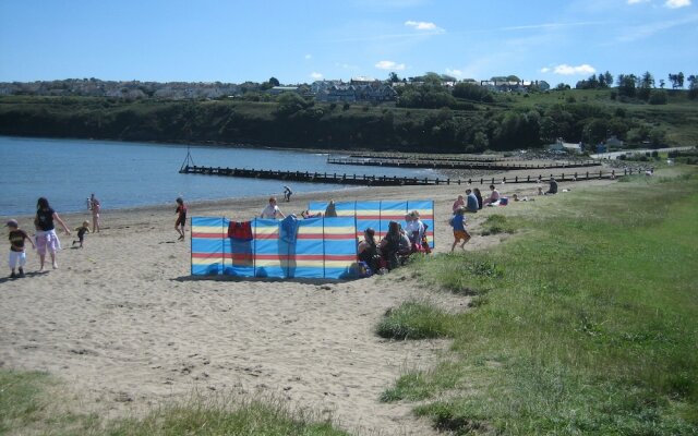 Howells Leisure Fishguard Holiday Park - Caravan Park