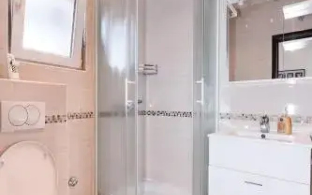Apartments Pean