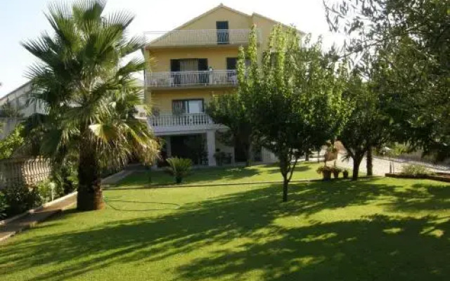 Villa Slavica