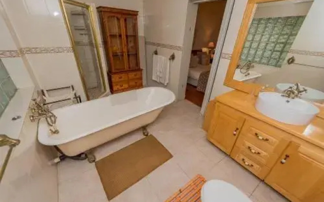 Chateau B&B