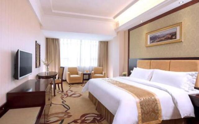 Vienna Hotel Dongguan Changping Avenue