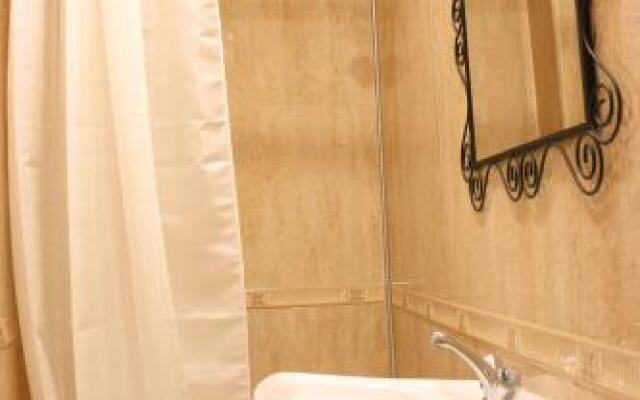 Las Atarazanas - Design Hostal