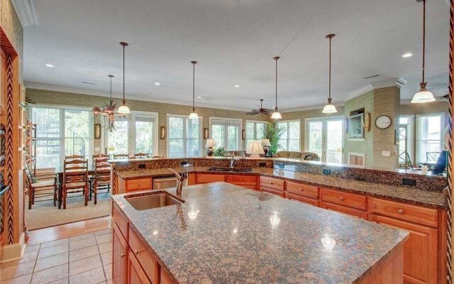 33rd Avenue 4 by RedAwning