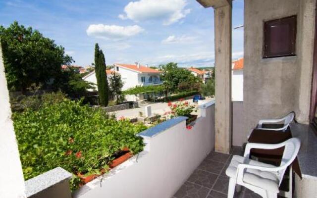 Apartments and Rooms Ivana