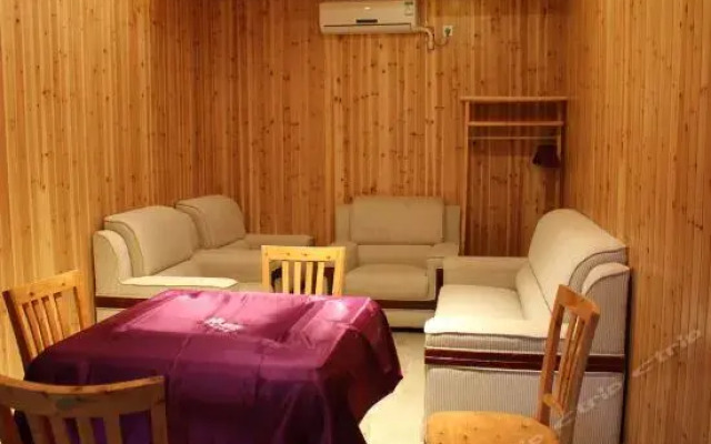 Yichang Changyang North Island Hotel