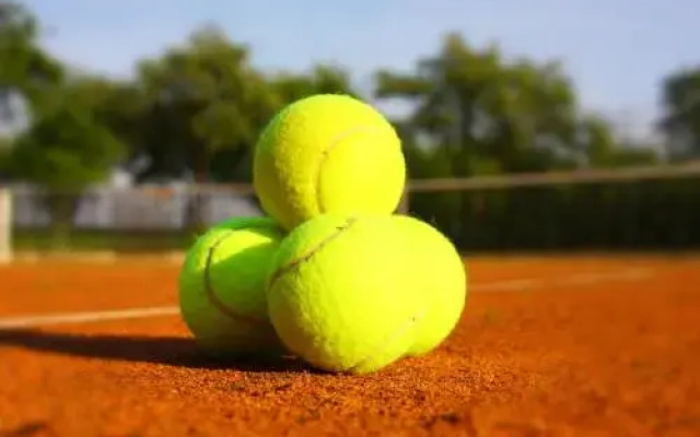 Tenis Korytnica