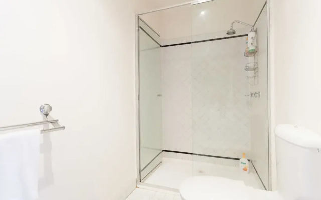Benjamin - Beyond a Room Private Apartments