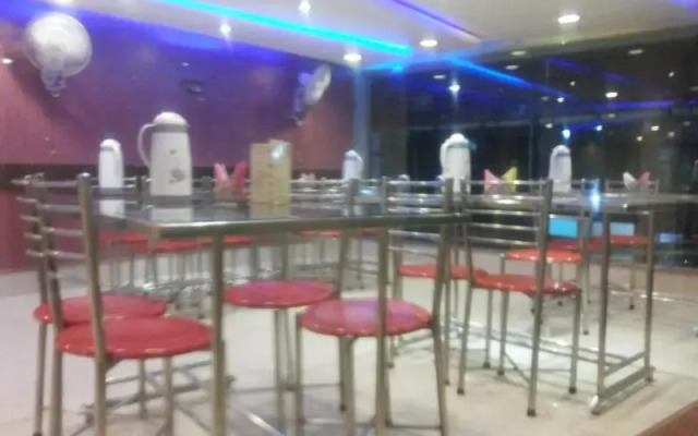 Hotel Pakeeza