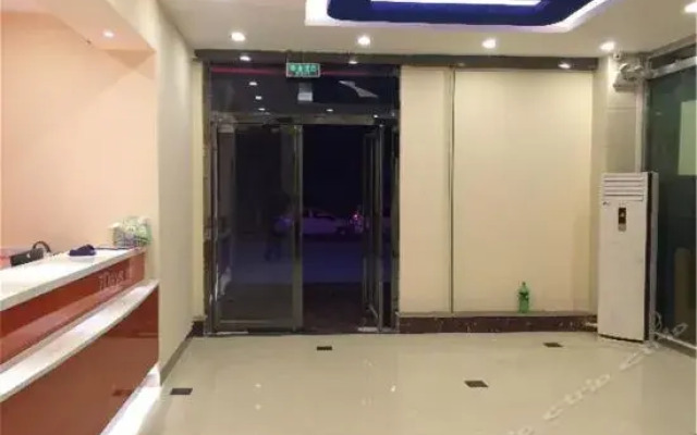 7 Days Inn Bozhou Kangmei Zhongyaocheng Yaodu Street Branch