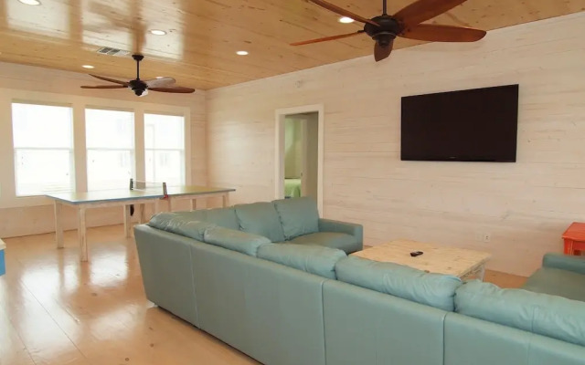 Beach Club 10 Bedrooms 8.5 Bathrooms Home