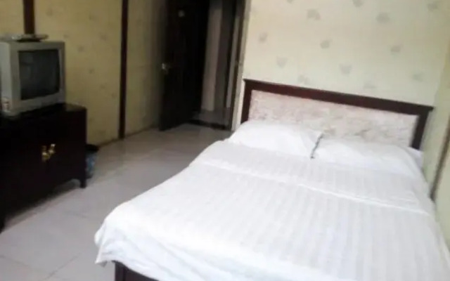 Xushui Yunfeng Inn