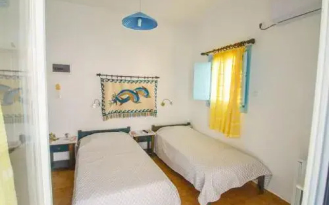Yannis Maria Rooms