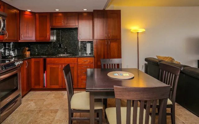 Ilikai 1308 - Studio Condo