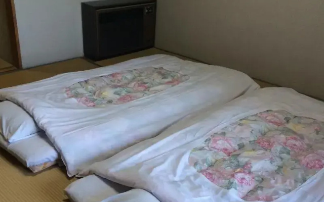 Hiranoya Hotel