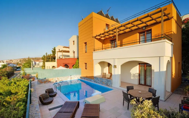 Ariadni Villa by LeaderStay