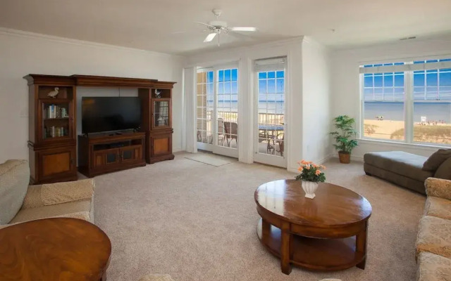 Dunes #212, Dreamery - 3 Br Condo