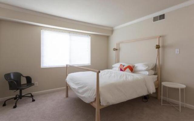 Oakwood At Parker Palo Alto