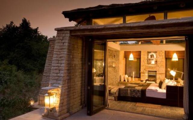 Pashan Garh Panna National Park - A Taj Safari Lodge