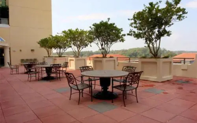 Mar Vista Grande 712 by RedAwning