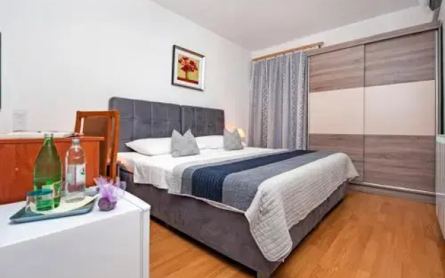 Rooms Ladonja