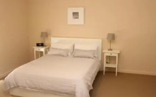 The Lighthouse - Beachfront Accommodation