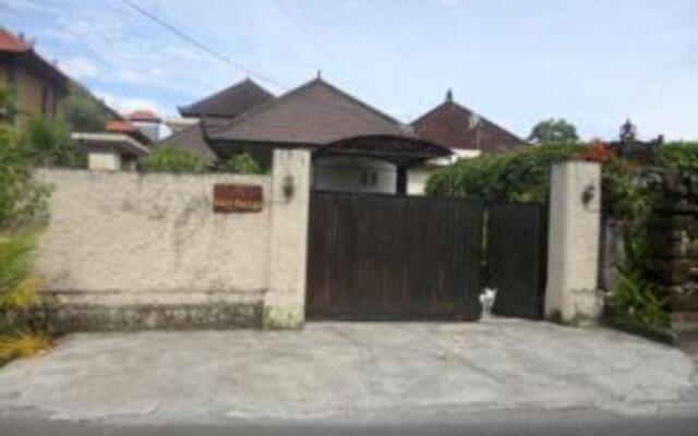 Sari Bunga Homestay Ubud