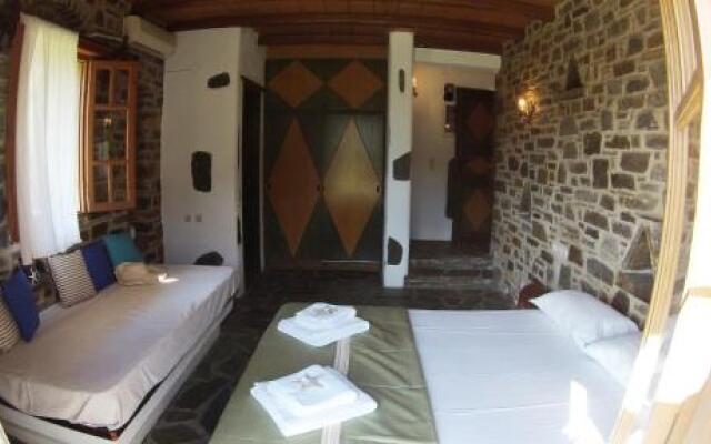 Arokaria Hideaway Suites