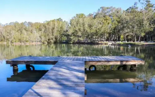 Lakeside Getaway