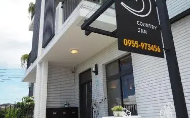 Season 5 Country Inn