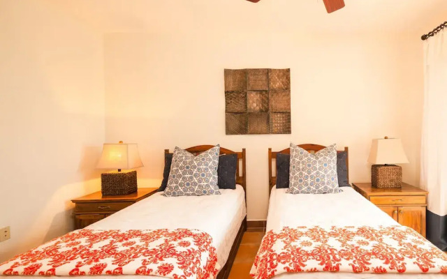 Coral Vista #4 - 50546