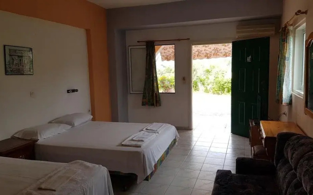 Gardenos Hotel