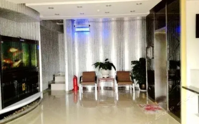 Super 8 Hotel