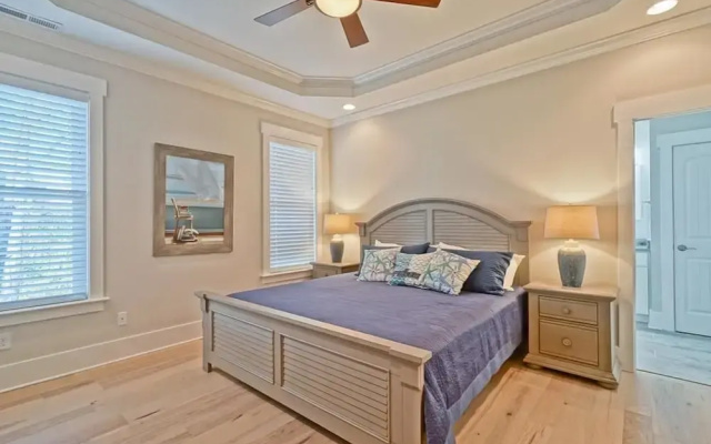 Seventy Unit 104 - 3 Br Home