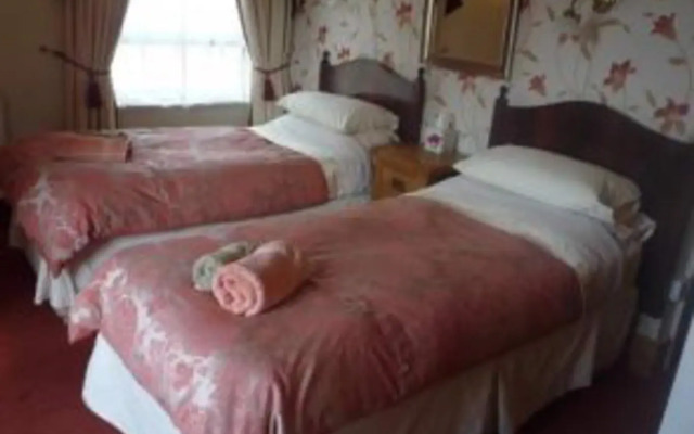 Henwick House Bed &Breakfast