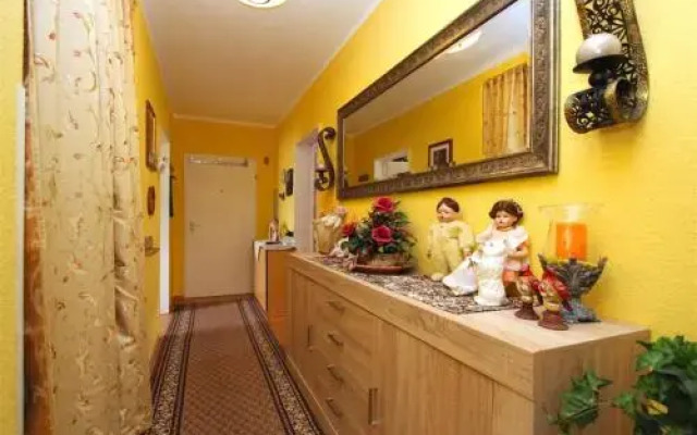 5910 Privatapartment Christa