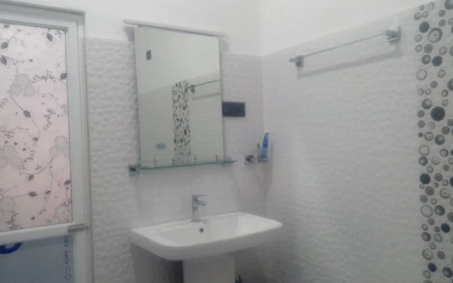 Girilena Guest House