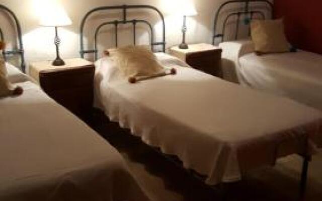 Los Colorados Hostal