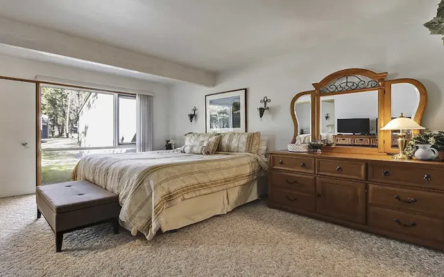 Meadow House 22