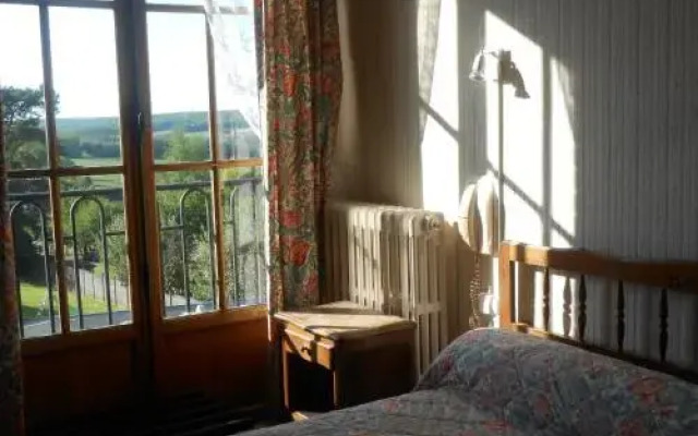 Hôtel Restaurant De La Place