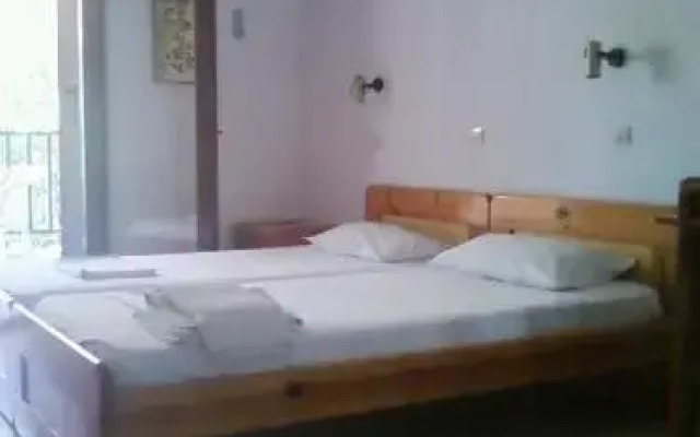 Granari Villa Alexander Hanioti