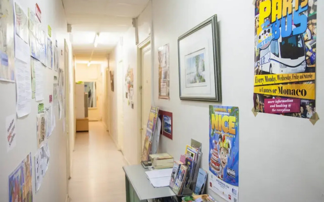 Apartment on Place Massena