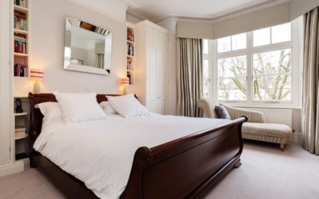 Veeve Gorgeous Family Home In Clapham Rodenhurst Road