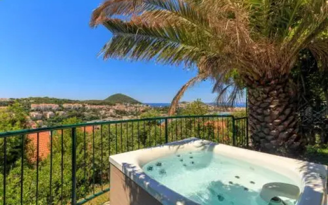 Villa Tranquillity XII