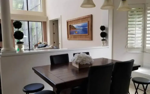 Spacious Mansion Escape