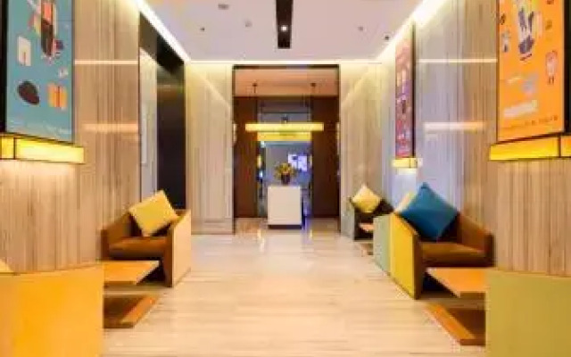 IU Hotel Ji An Bus Station Walk Street Branch