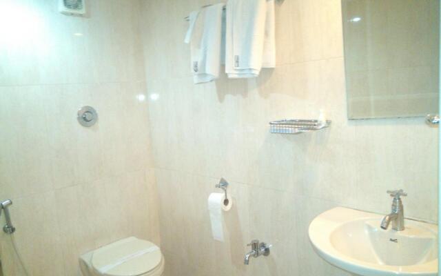Hotel Veenu International