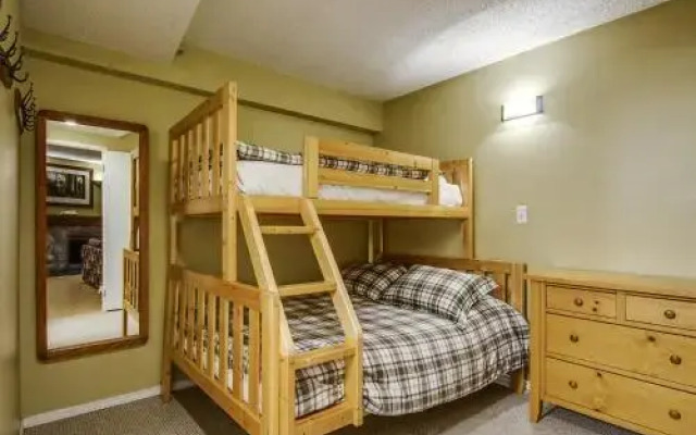 Carleton Lodge by Whistler's Best Accommodations