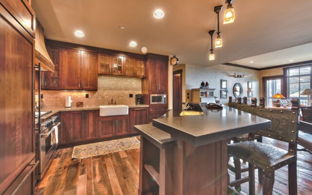 Deer Valley Arrowleaf 415