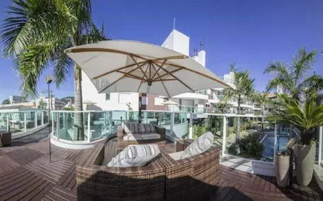 Fabulosa Cobertura com Jacuzzi - Condomínio com Piscina - Boulevard Bombinhas